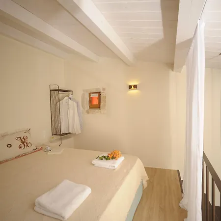 Veranda Rossa Апарт-готель Ретимно (Крит)