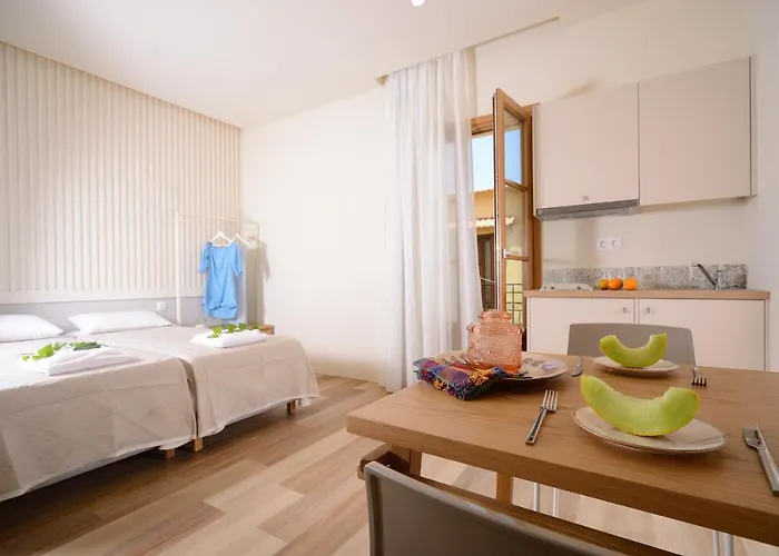 Veranda Rossa Aparthotel