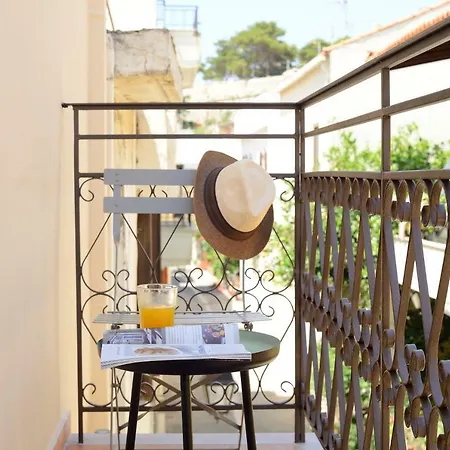 Veranda Rossa 4* העיירה רתימנו
