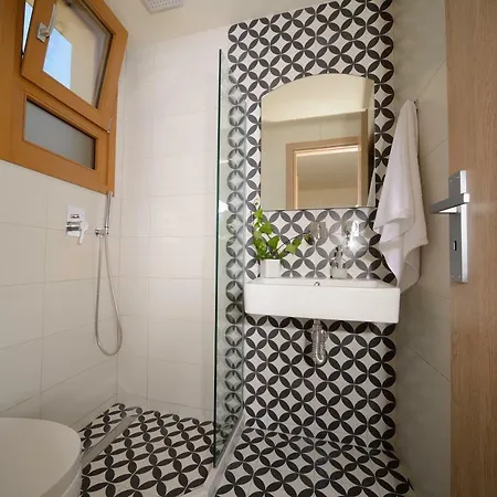 מלון דירות Veranda Rossa העיירה רתימנו